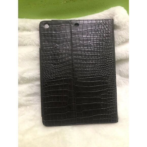 - Member Only cover - Picture 6 of 9